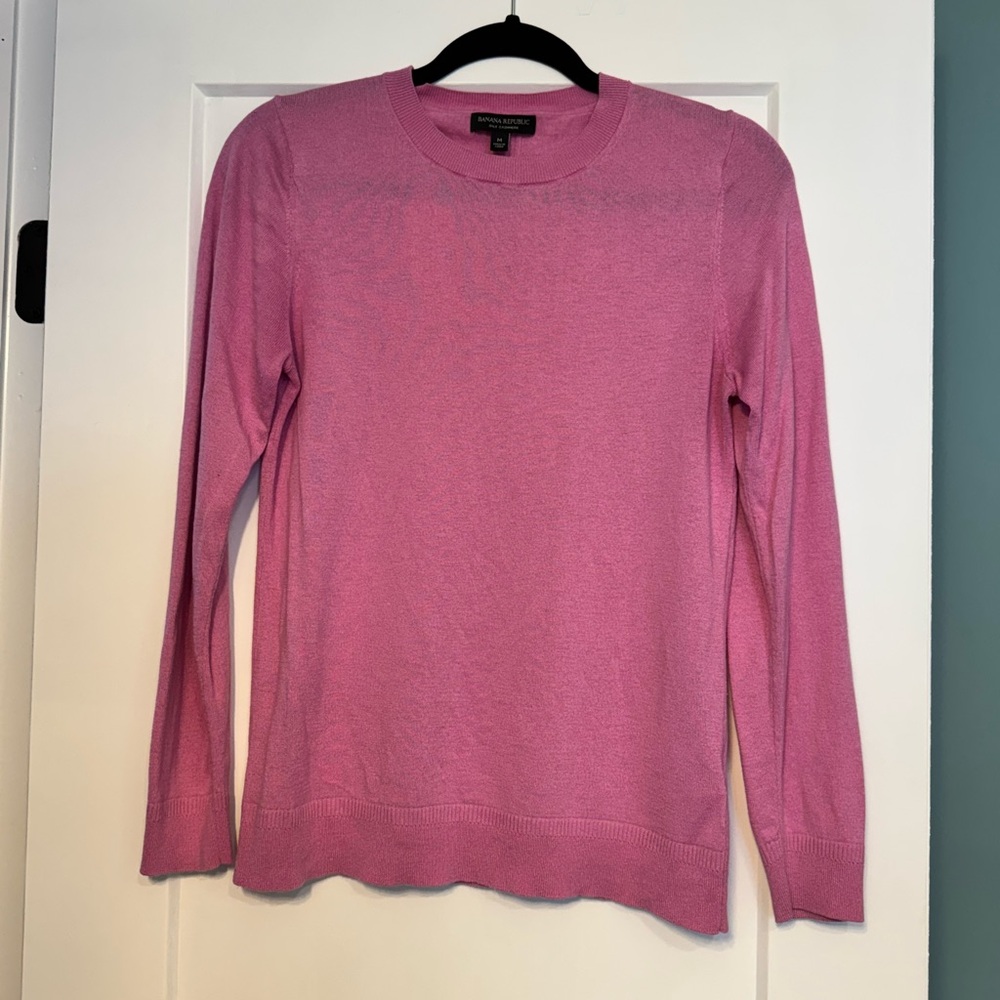 Banana Republic Pink Crew Neck Sweater